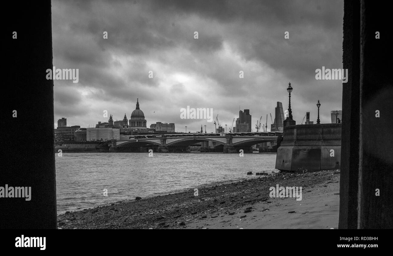 London sky line from the Thames beach Stock Photo