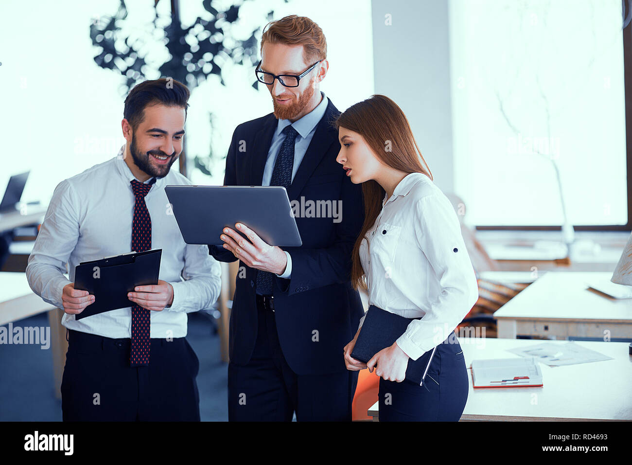 Business woman group of people hi-res stock photography and images - Alamy