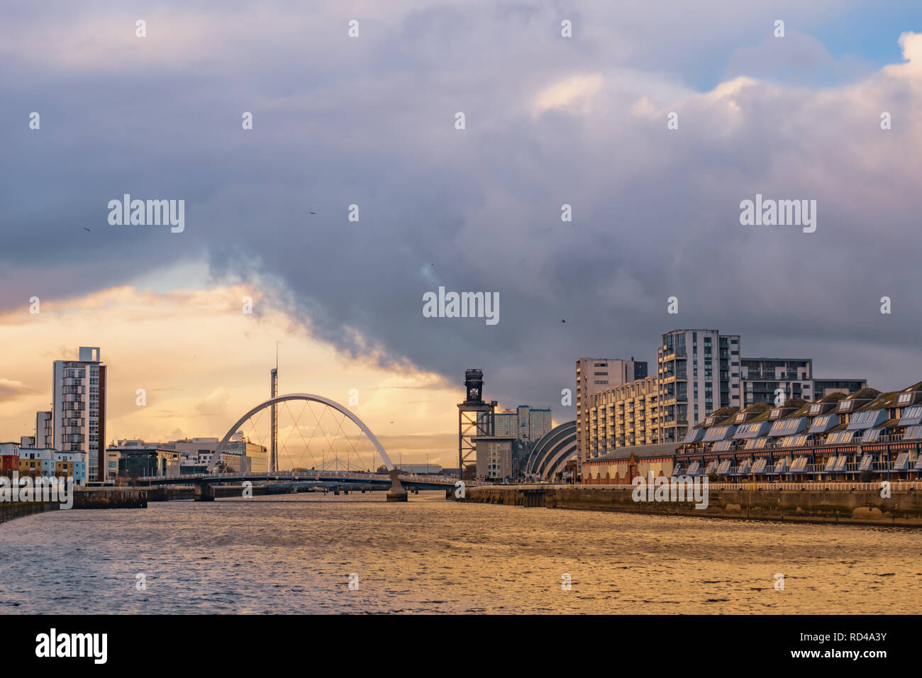 Glasgow, Scotland, UK. 16th January, 2019. UK Weather: The Clyde Arc across The River Clyde on a day of icy showers. Credit: Skully/Alamy Live News Stock Photo