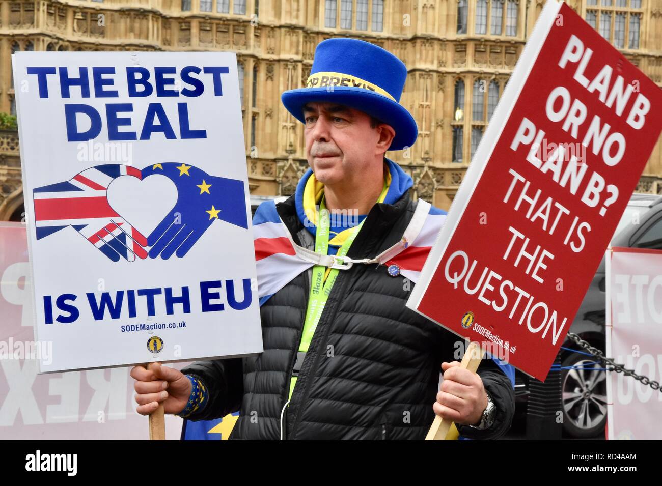 Pro EU Remainer Steve Bray.On the day that the House debated a Labour no-confidence motion in Theresa May following yesterday's Brexit Deal defeat. Houses of Parliament,Westminster,London.UK Stock Photo