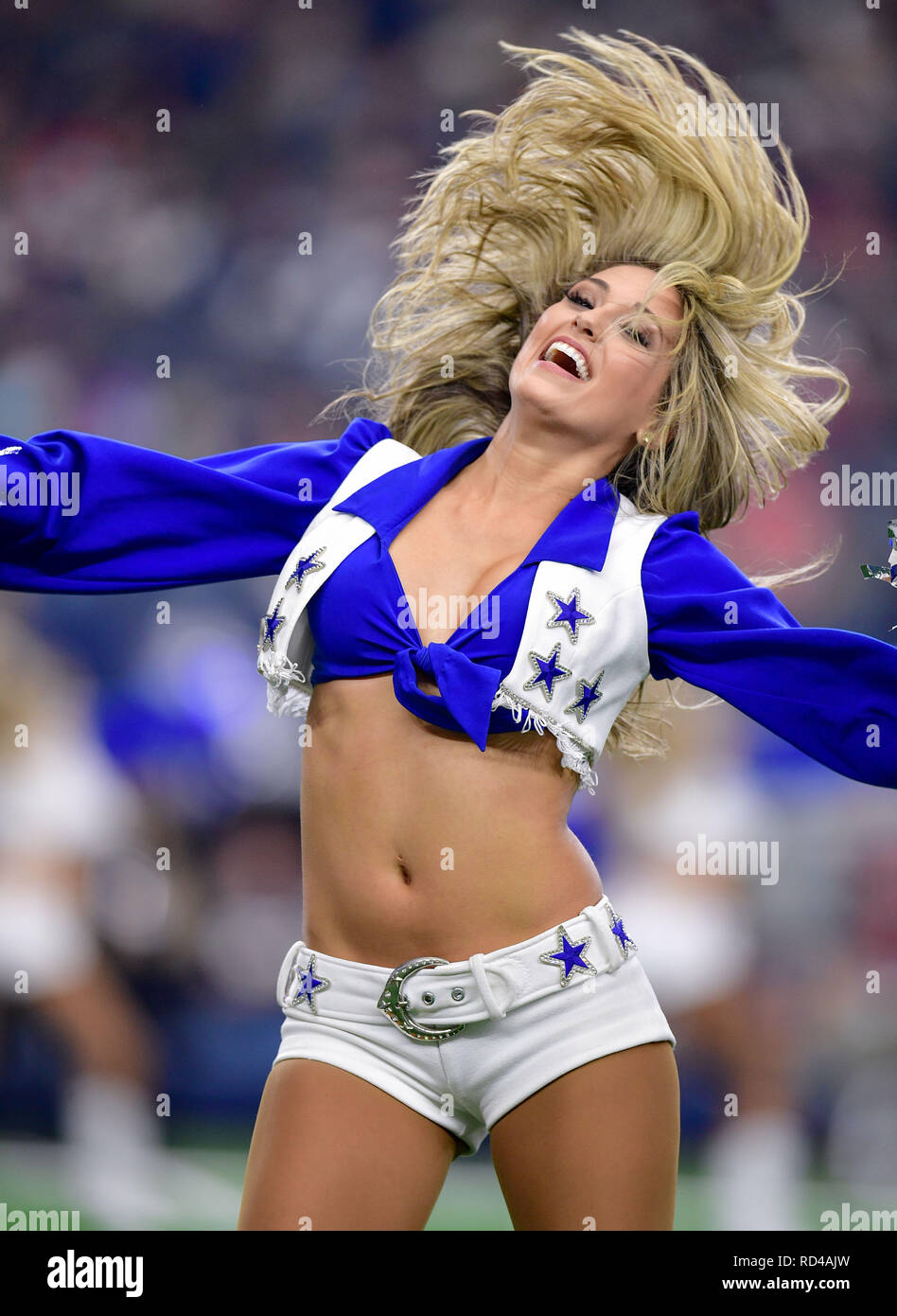 Buccaneers cheerleader hi-res stock photography and images - Alamy