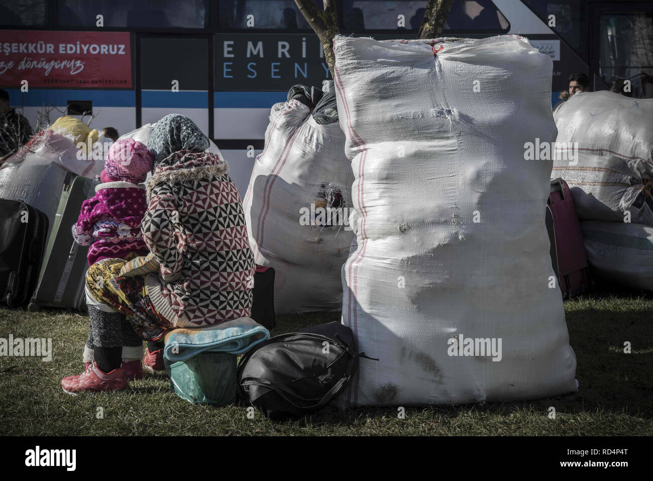 Istanbul Turkey 17th Jan 2019 A Woman And Her Child Seen Waiting For The Bus It