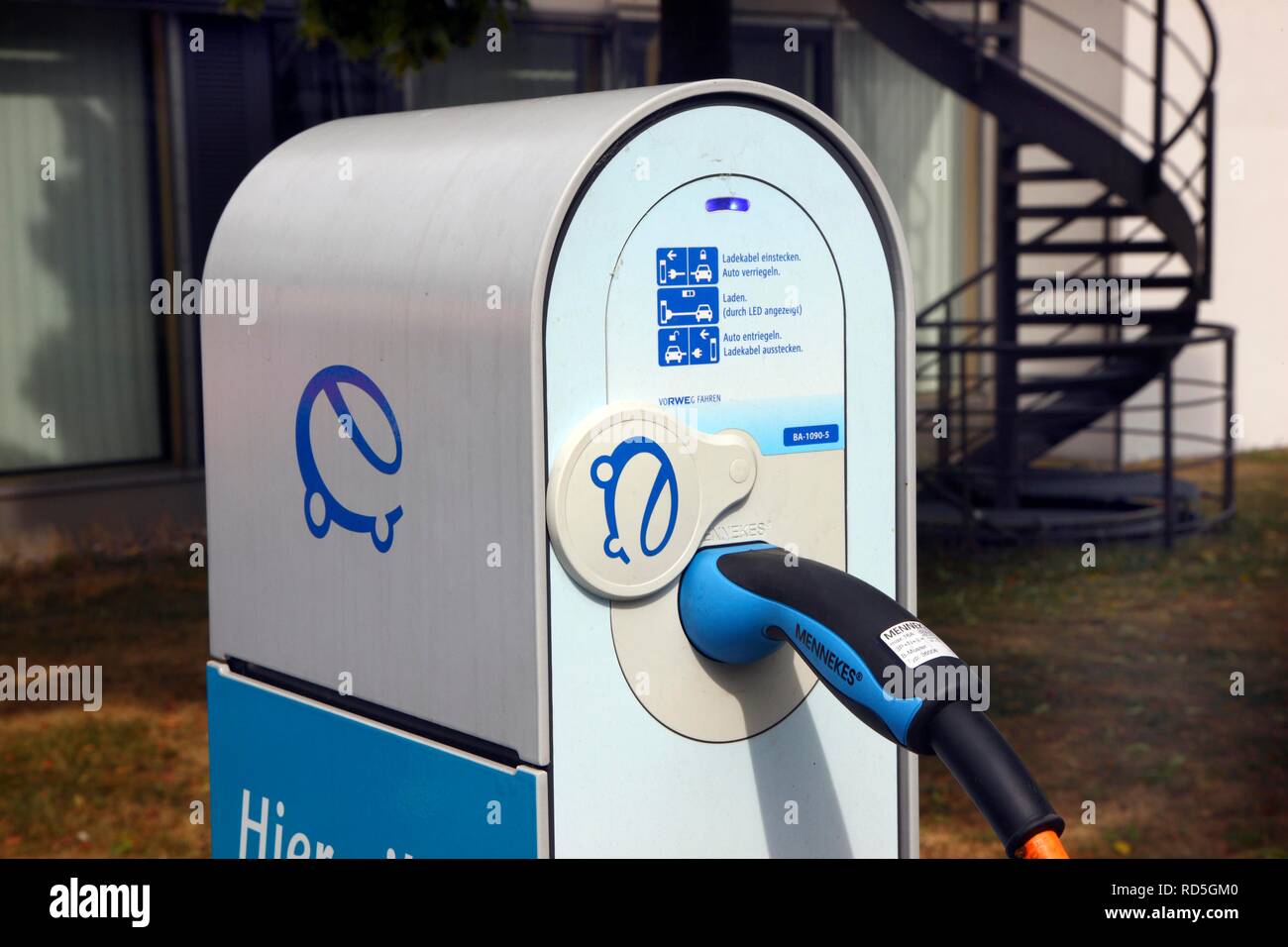 Charging station of the Emscher Lippe Energie GmbH, ELE, for electric cars,  Gelsenkirchen, North Rhine-Westphalia Stock Photo - Alamy