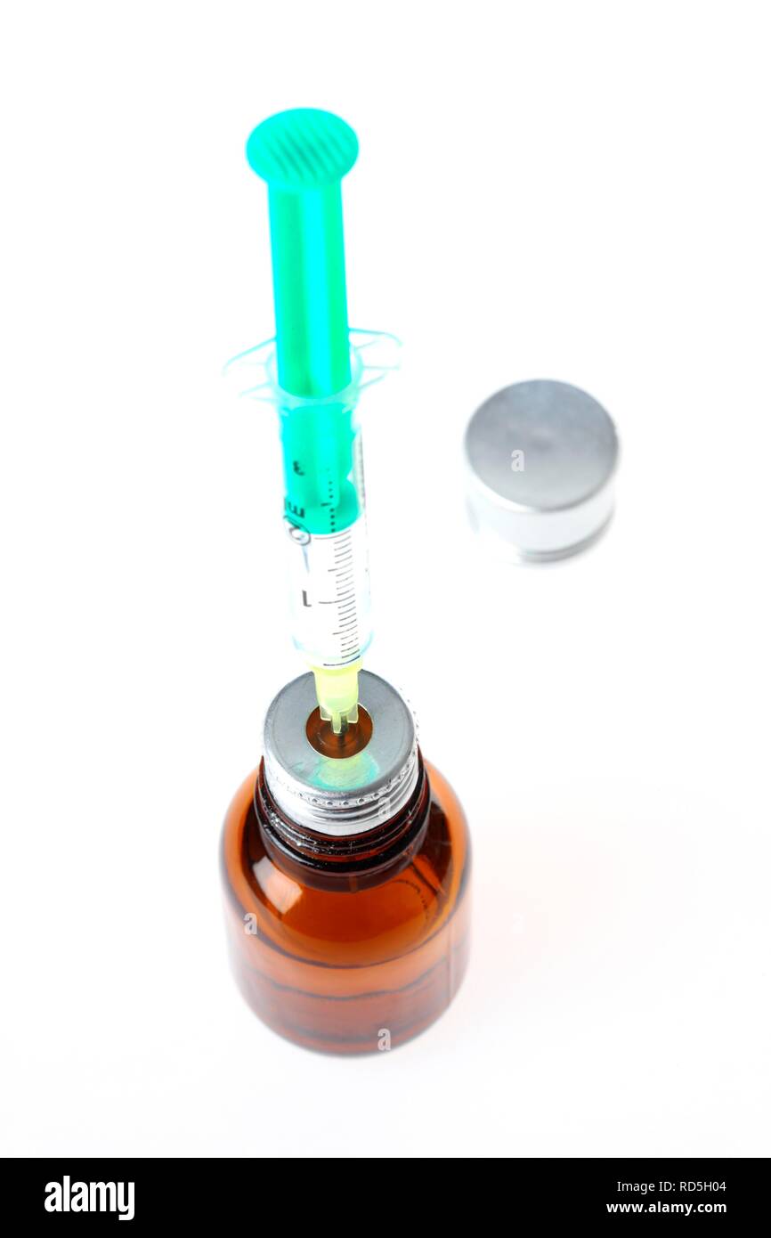 Disposable syringe, needle, vial, vaccine Stock Photo