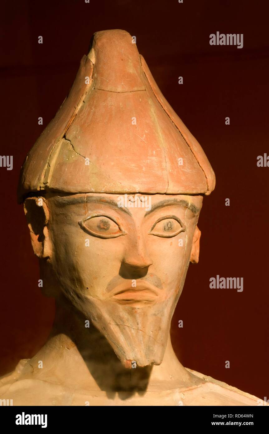 Bronze age statues hires stock photography and images Alamy