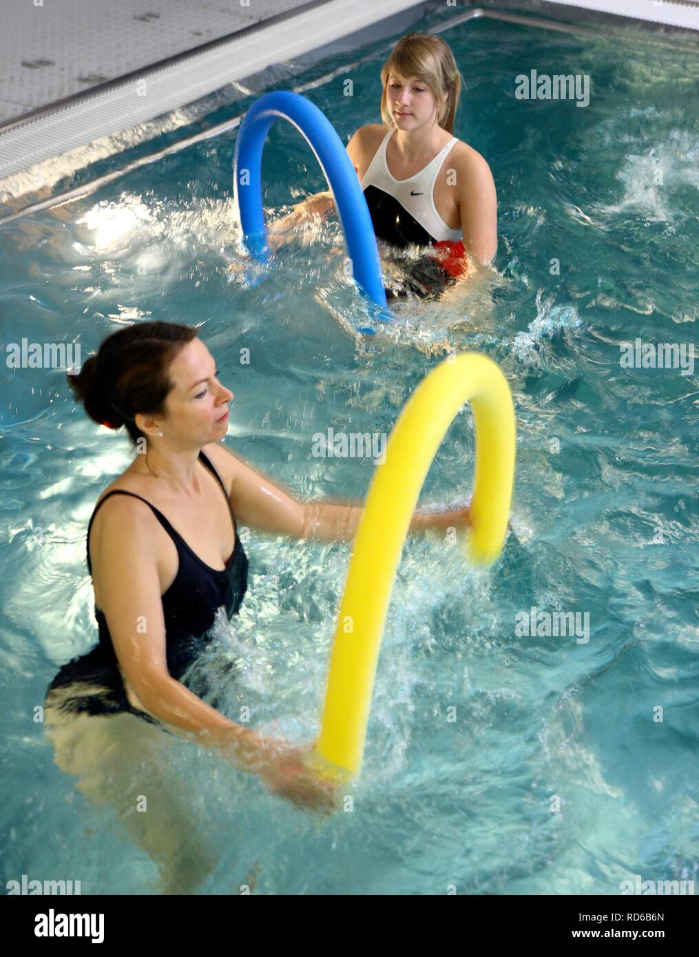 Patients doing aqua aerobics, water aerobics, exercise therapy, physiotherapy in water, e.g. as