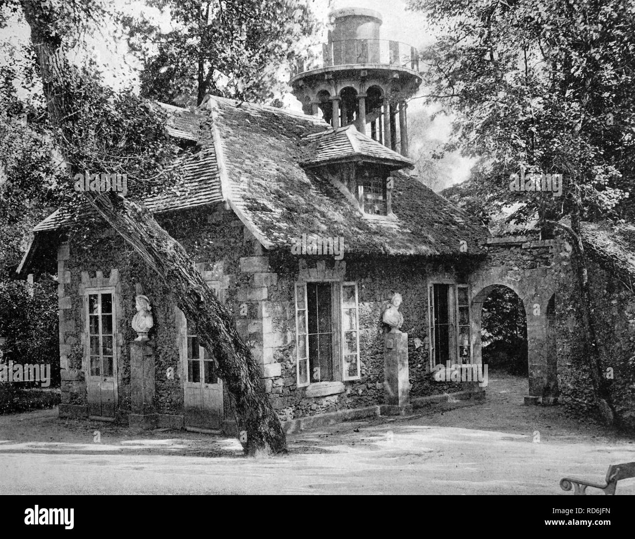 Anciennes Photographies N&B Versailles Et Les Trianons - Pochette Vintage