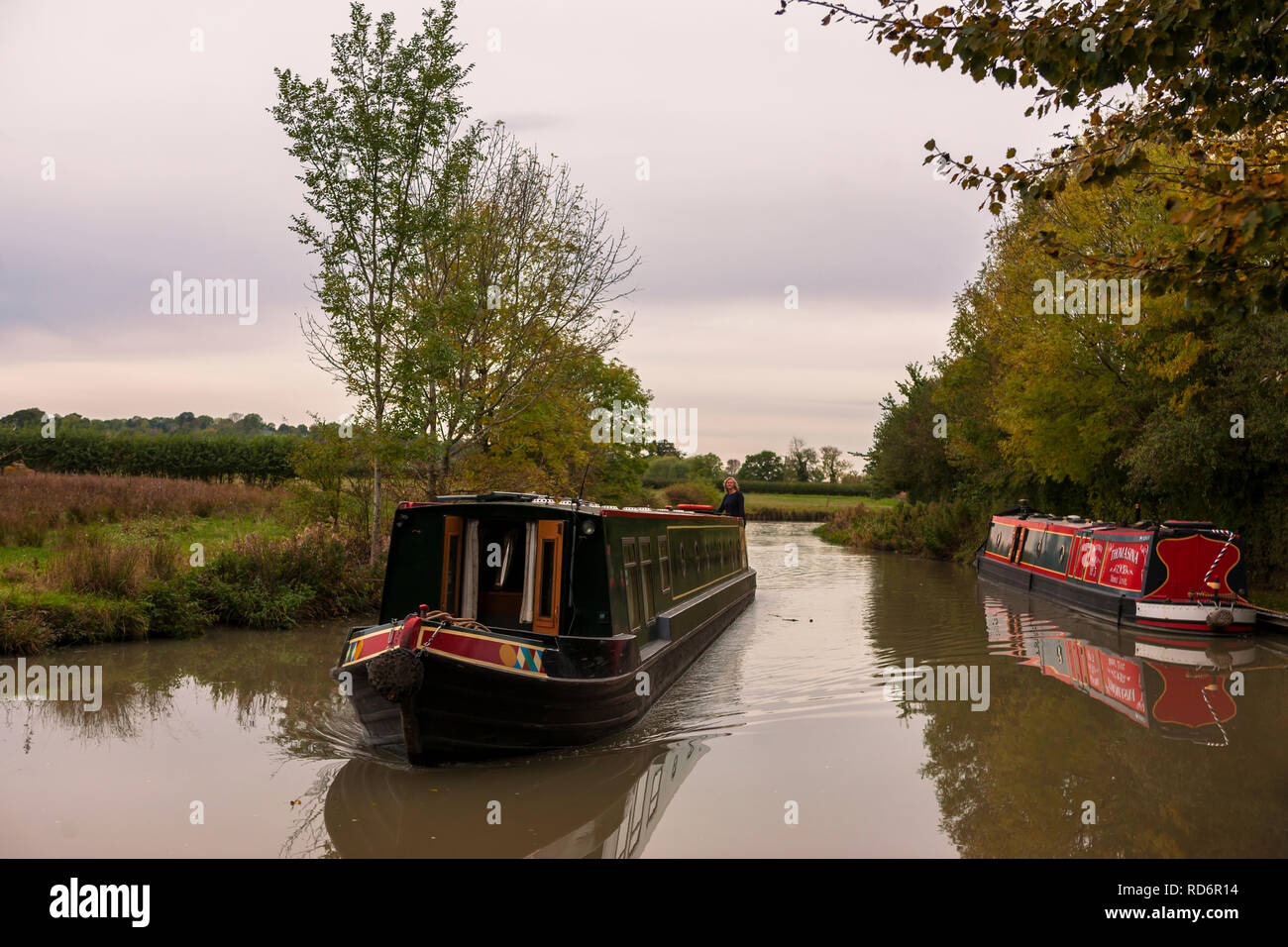 Narrowboats on the Grand Union Canal (Oxford Canal Section) between Lower Shuckburgh and Napton-on-the-Hill, Warwickshire, England, UK Stock Photo