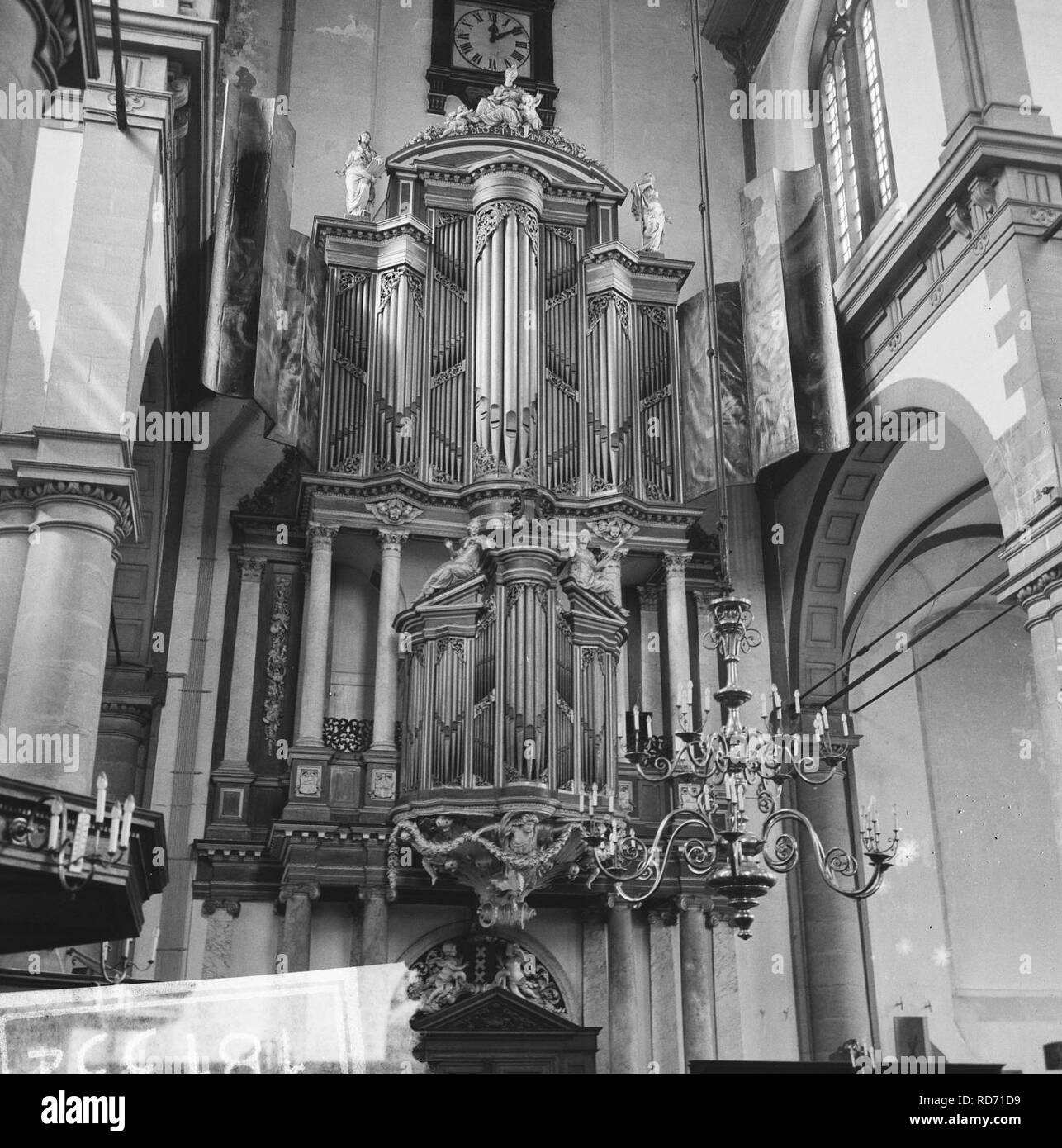 Amsterdam. Interieur van de Westerkerk met het grote orgel, Bestanddeelnr 918-1332. Stock Photo