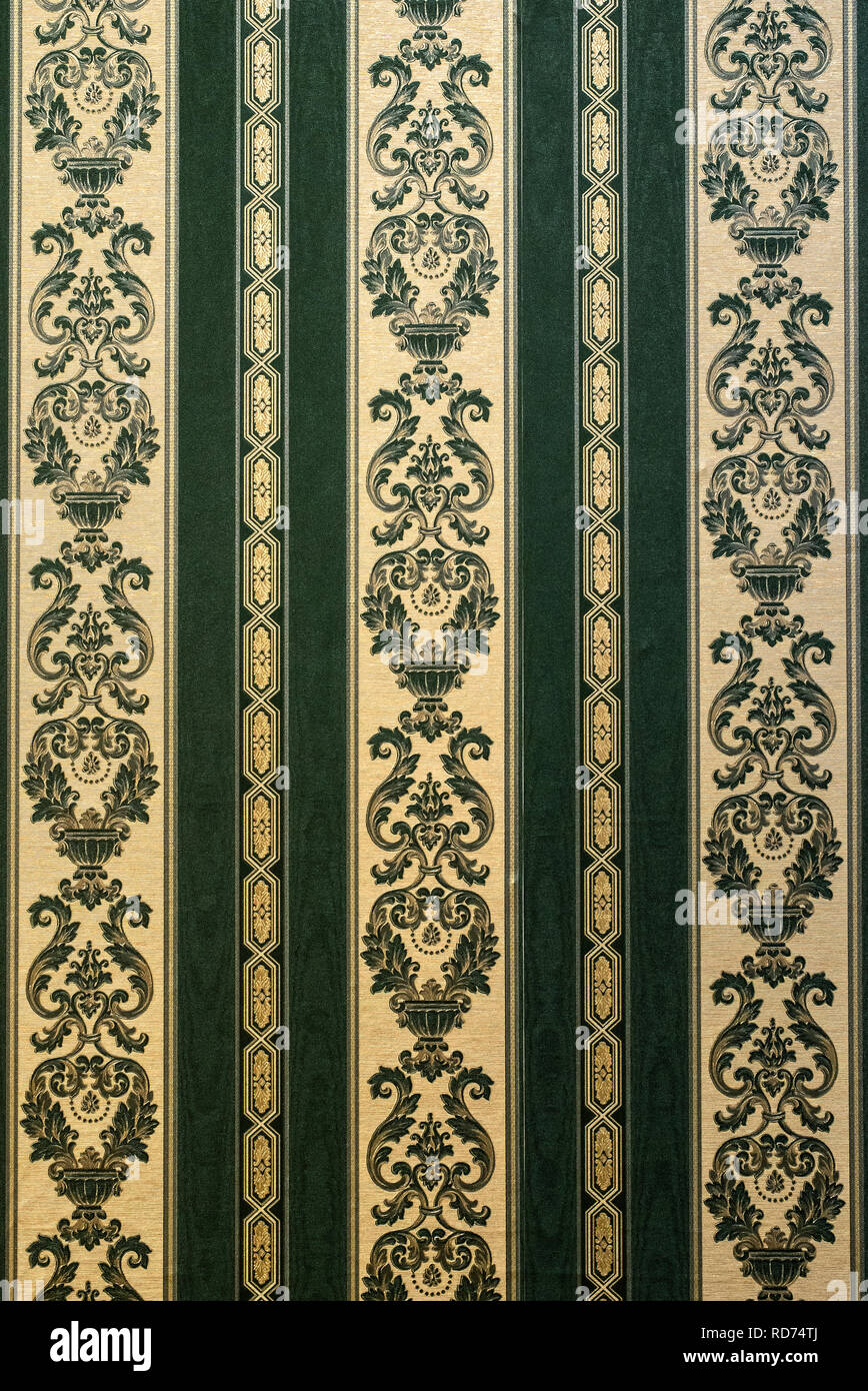 Vintage ornamental green patterns wallpaper. Victorian style backdrop.  Natural authentic light Stock Photo - Alamy