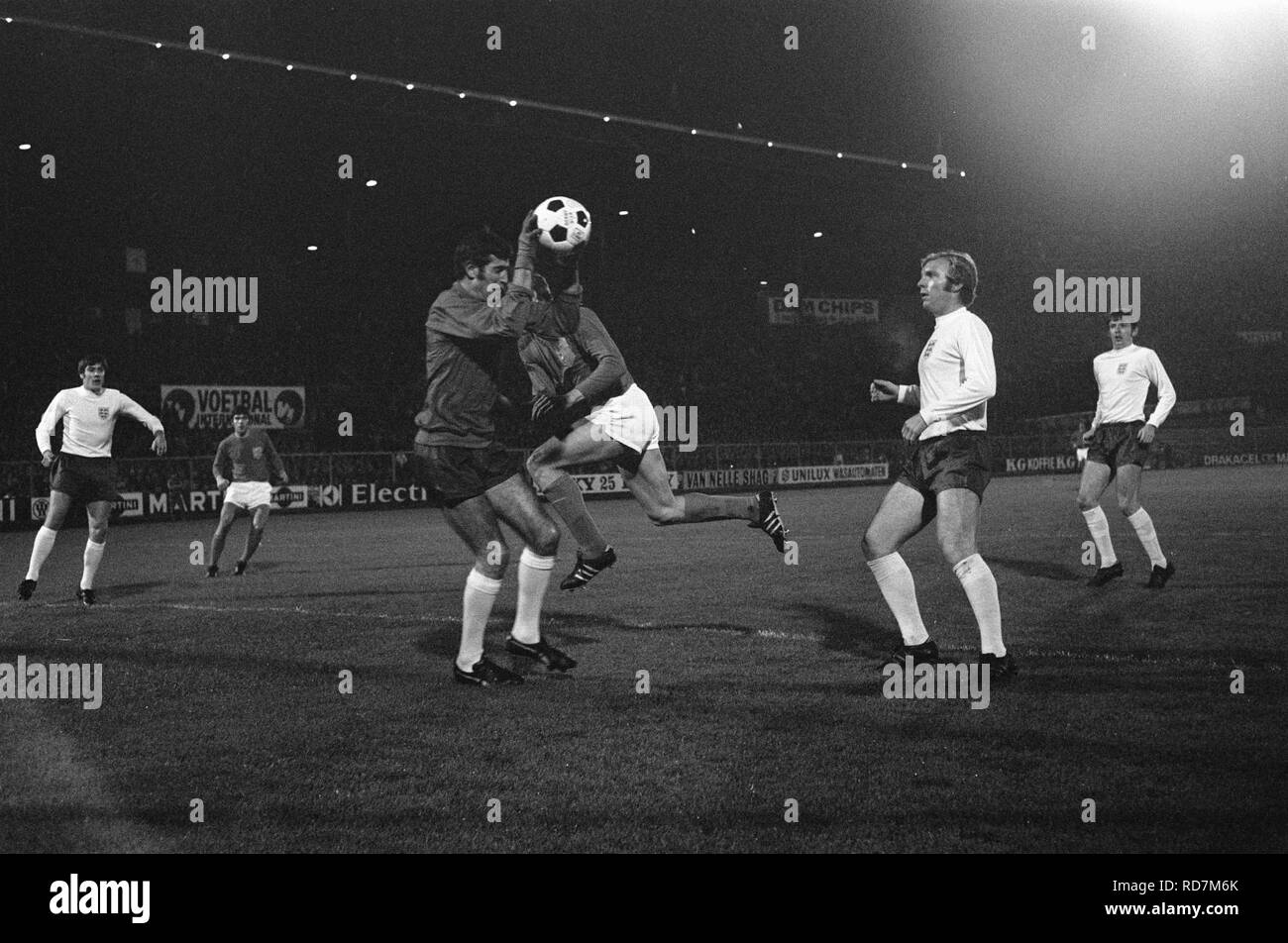 Peter bonetti hi-res stock photography and images - Alamy