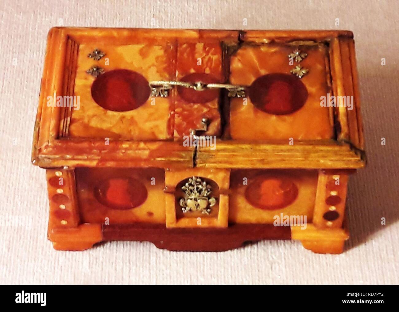 Anonymous Amber inkwell 05 Stock Photo - Alamy