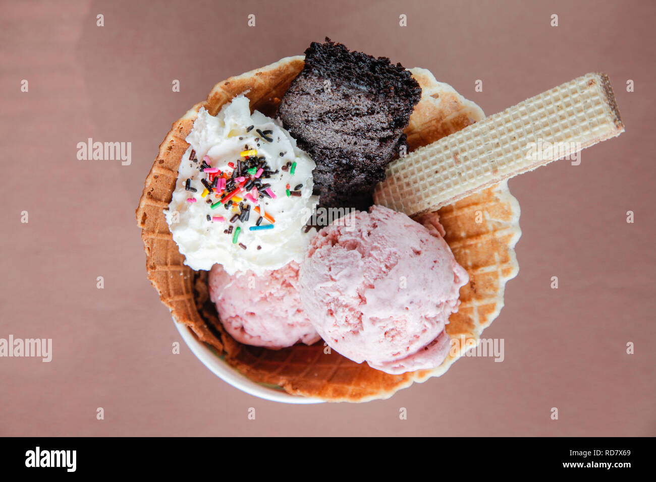 Waffle Bowl Brownie Sundaes - Love On A Plate - Dessert 