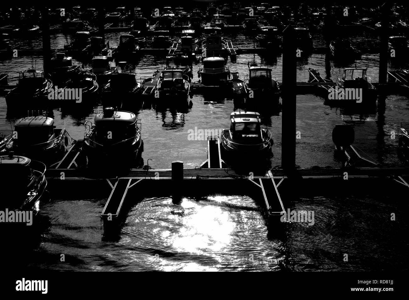 Yachts and sailboats Black and White Stock Photos & Images - Alamy