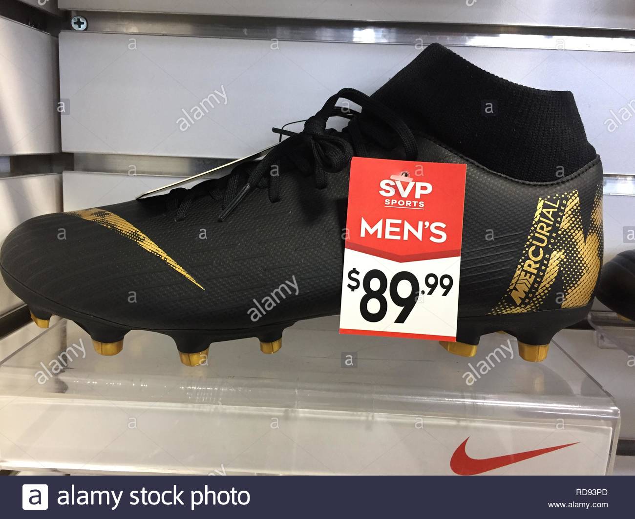 buy soccer shoes canada