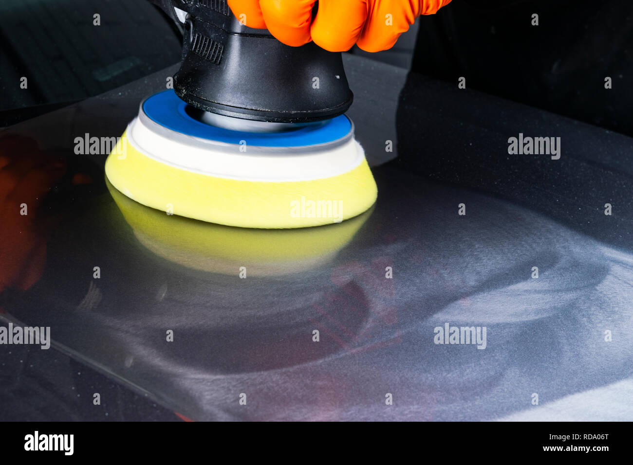 Meguiars ultimate polish gloss enhancer hi-res stock photography and images  - Alamy