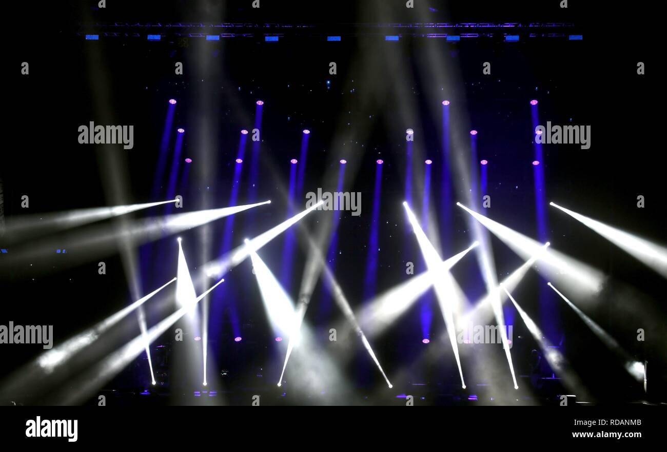 Lights and SpotLights on the stage during live concert Stock Photo - Alamy