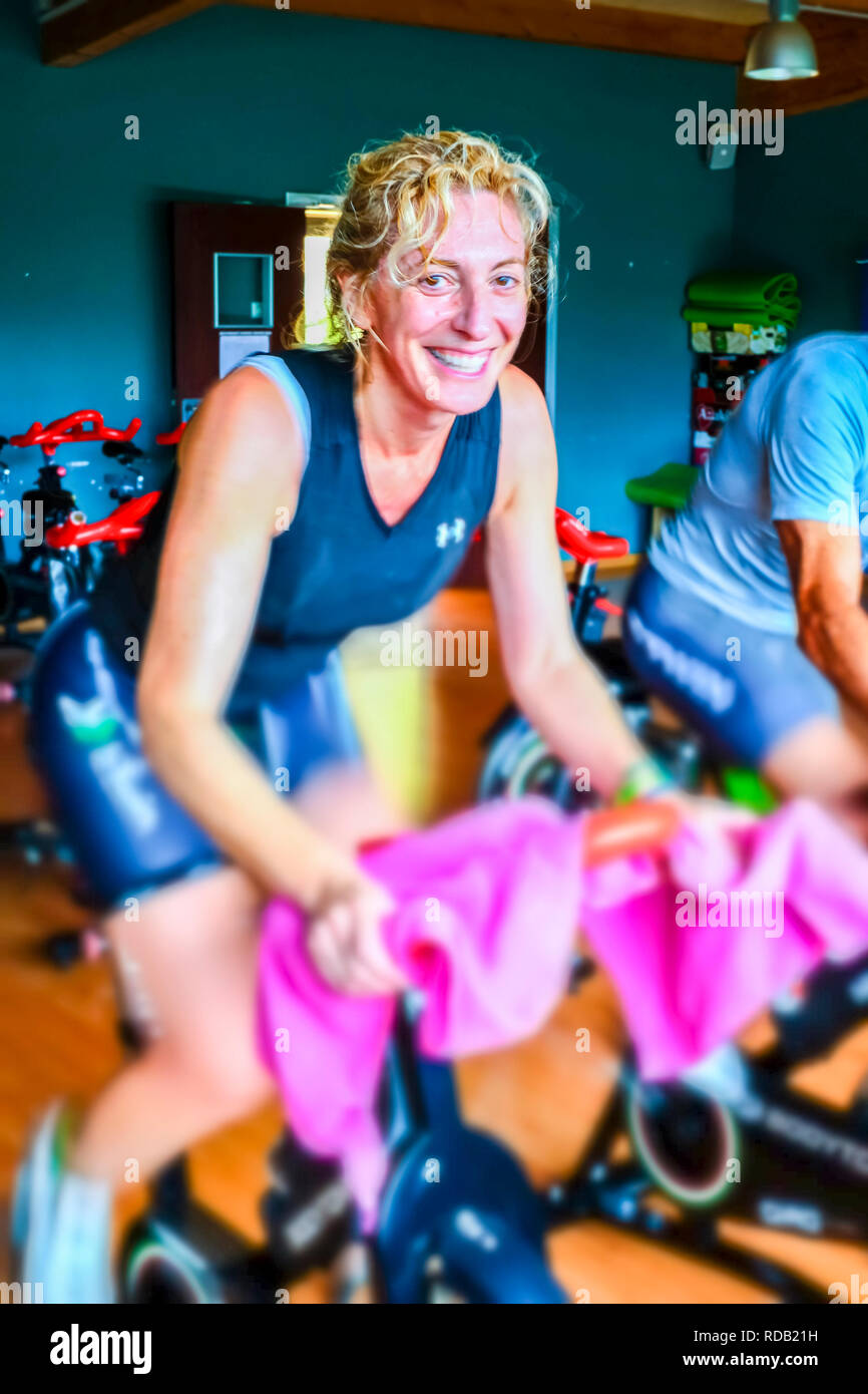 Strength training session in gym hi res stock photography and images Strength training session in gym hi res stock photography and images