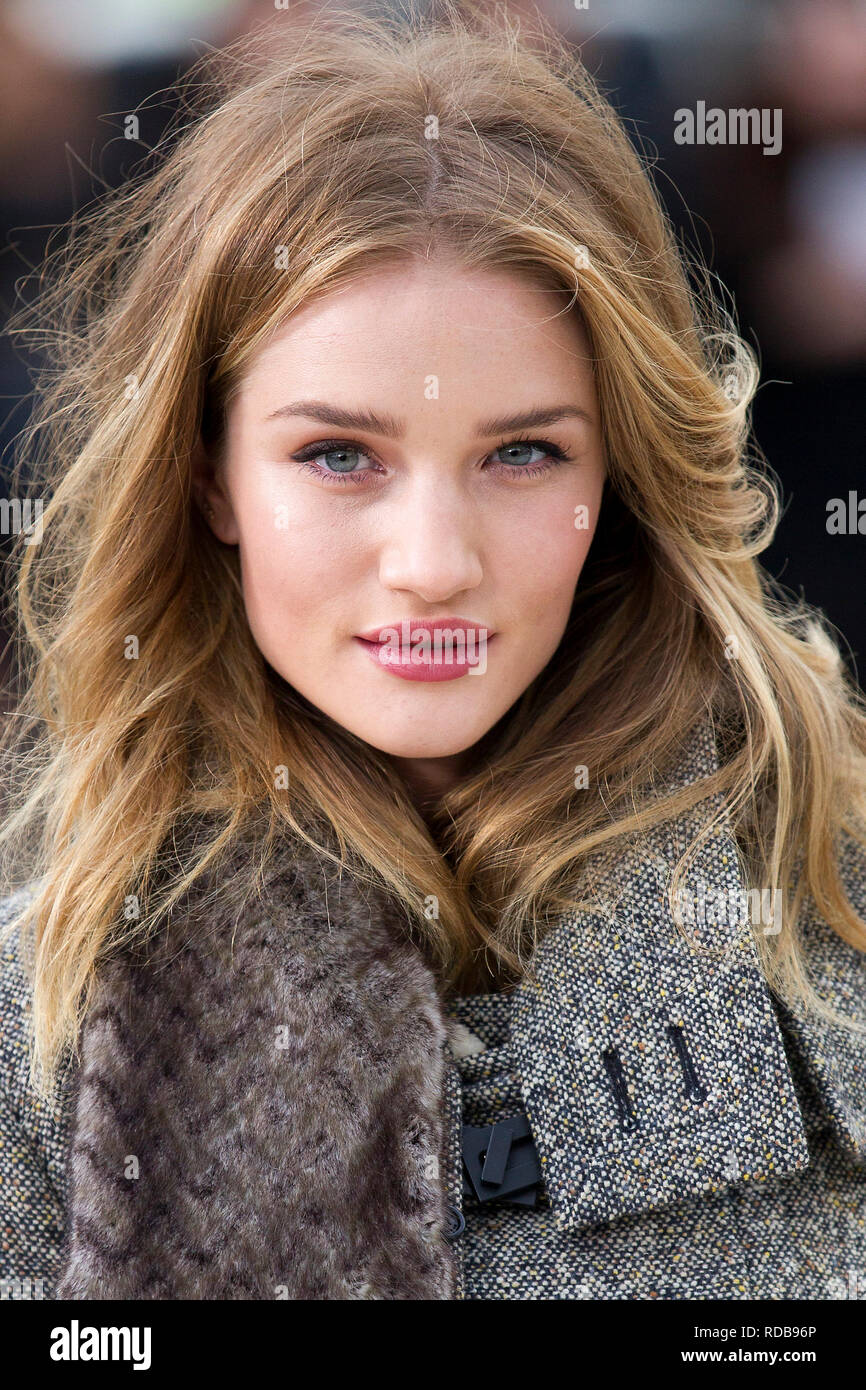 Rosie Huntington-Whiteley in London. Feb 2012 Stock Photo - Alamy
