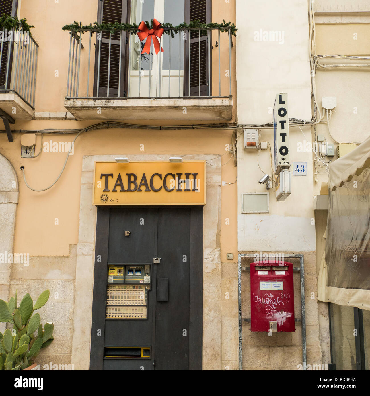 Properties in the old town of Bari, Apuglia, Italy Stock Photo
