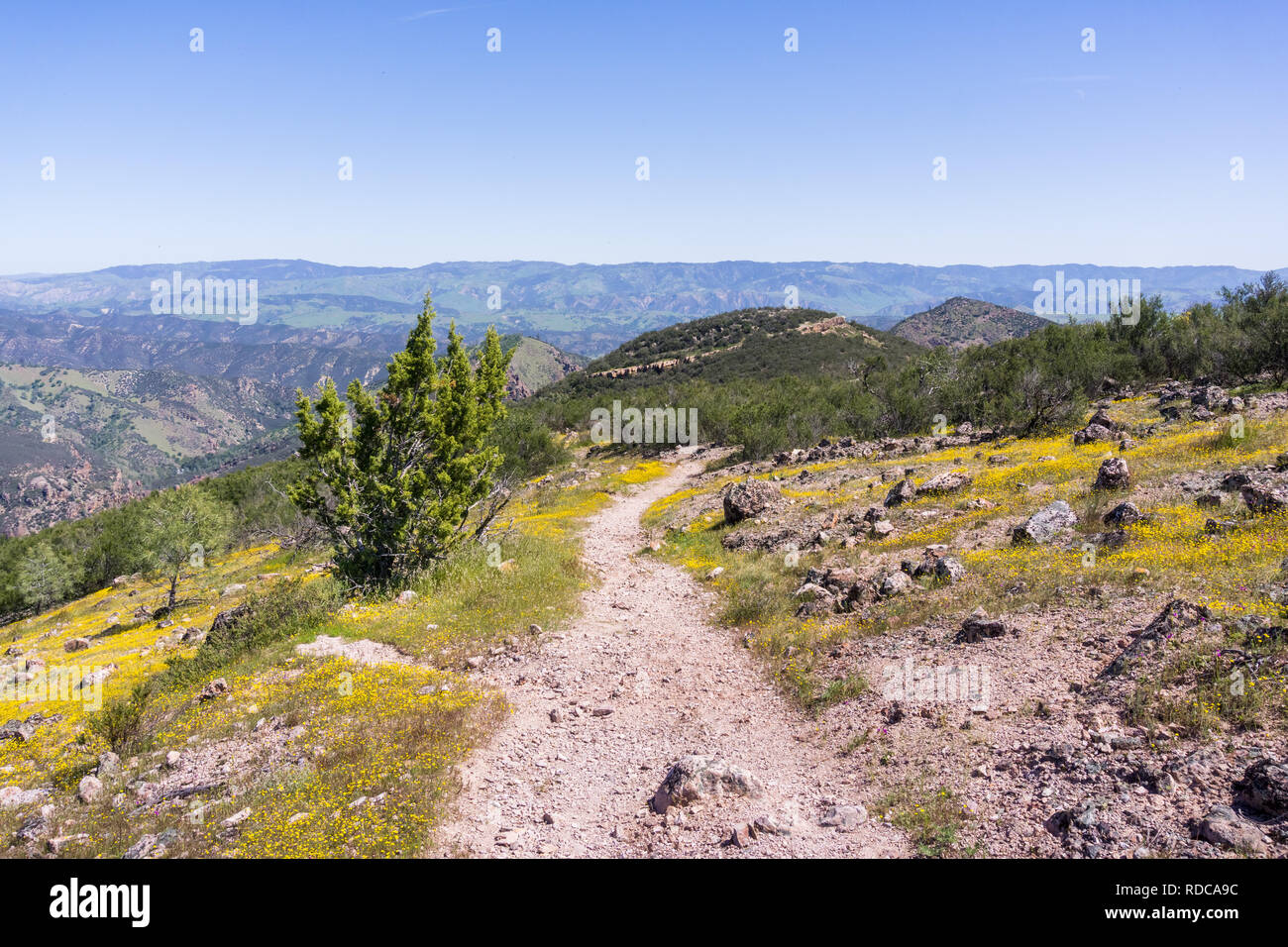 Trail to Chalone North Peak, Hain Wilderness, Pinnacles National Park, California Stock Photo