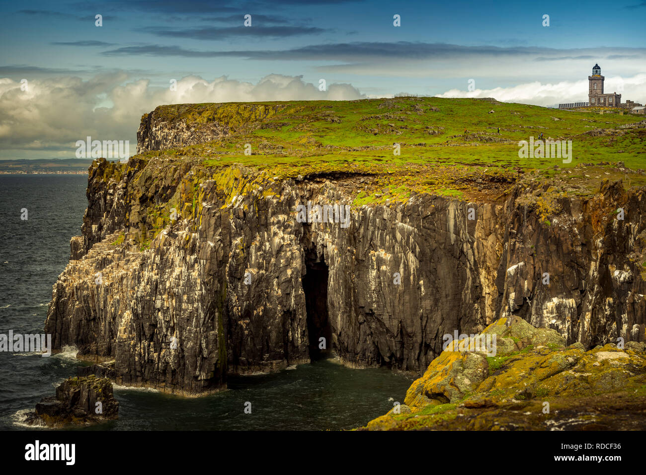 Europa, Großbritannien, Schottland, Küste, Küstenwanderweg, Fife Coastal Path, Insel, May, Klippen, Leuchtturm, Northern Lighthouse Stock Photo