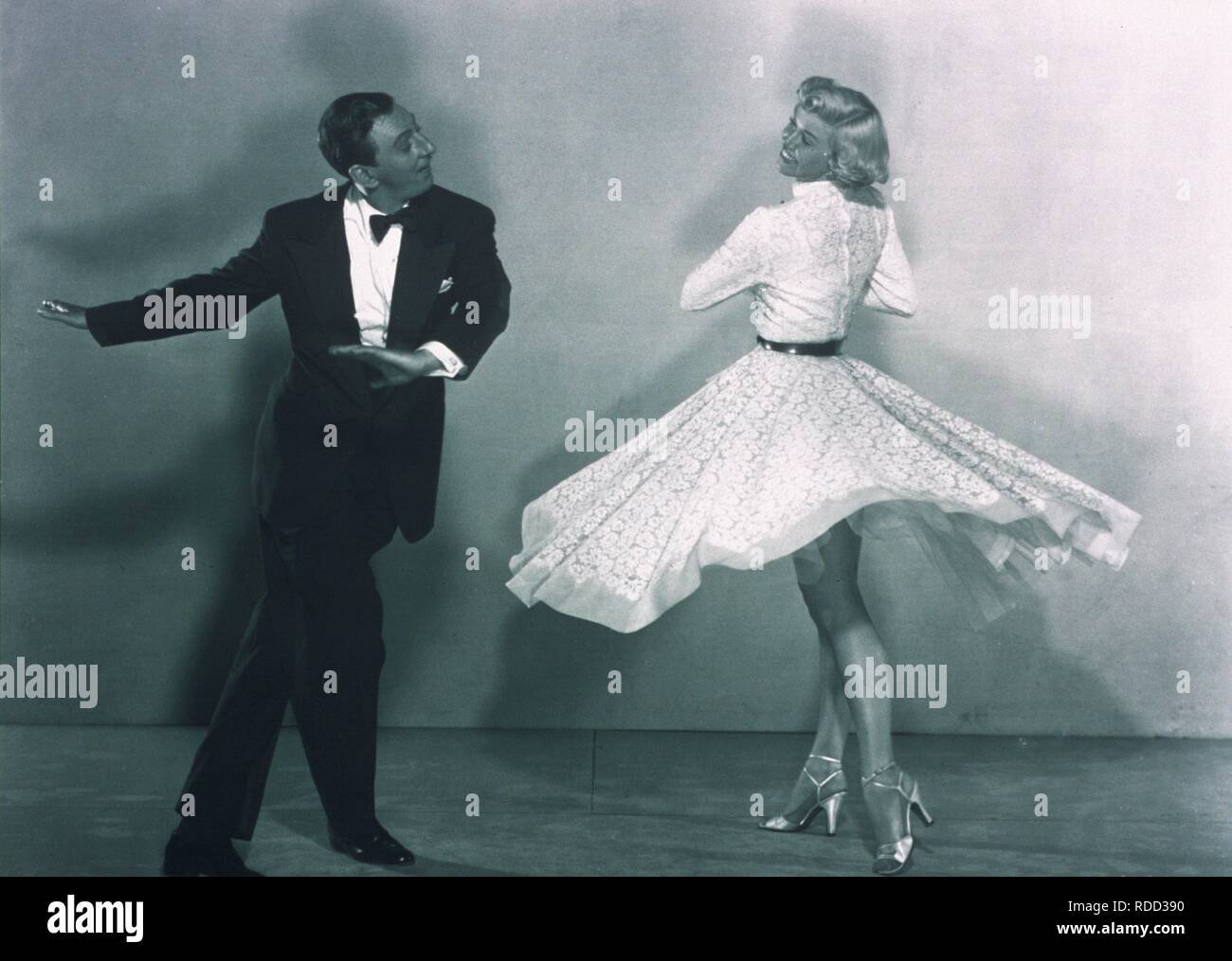 April In Paris 1952 Ray Bolger Doris Day David Butler Dir Moviestore Collection Ltd Stock Photo Alamy April In Paris 1952 Ray Bolger Doris Day David Butler Dir Moviestore Collection Ltd Stock Photo Alamy