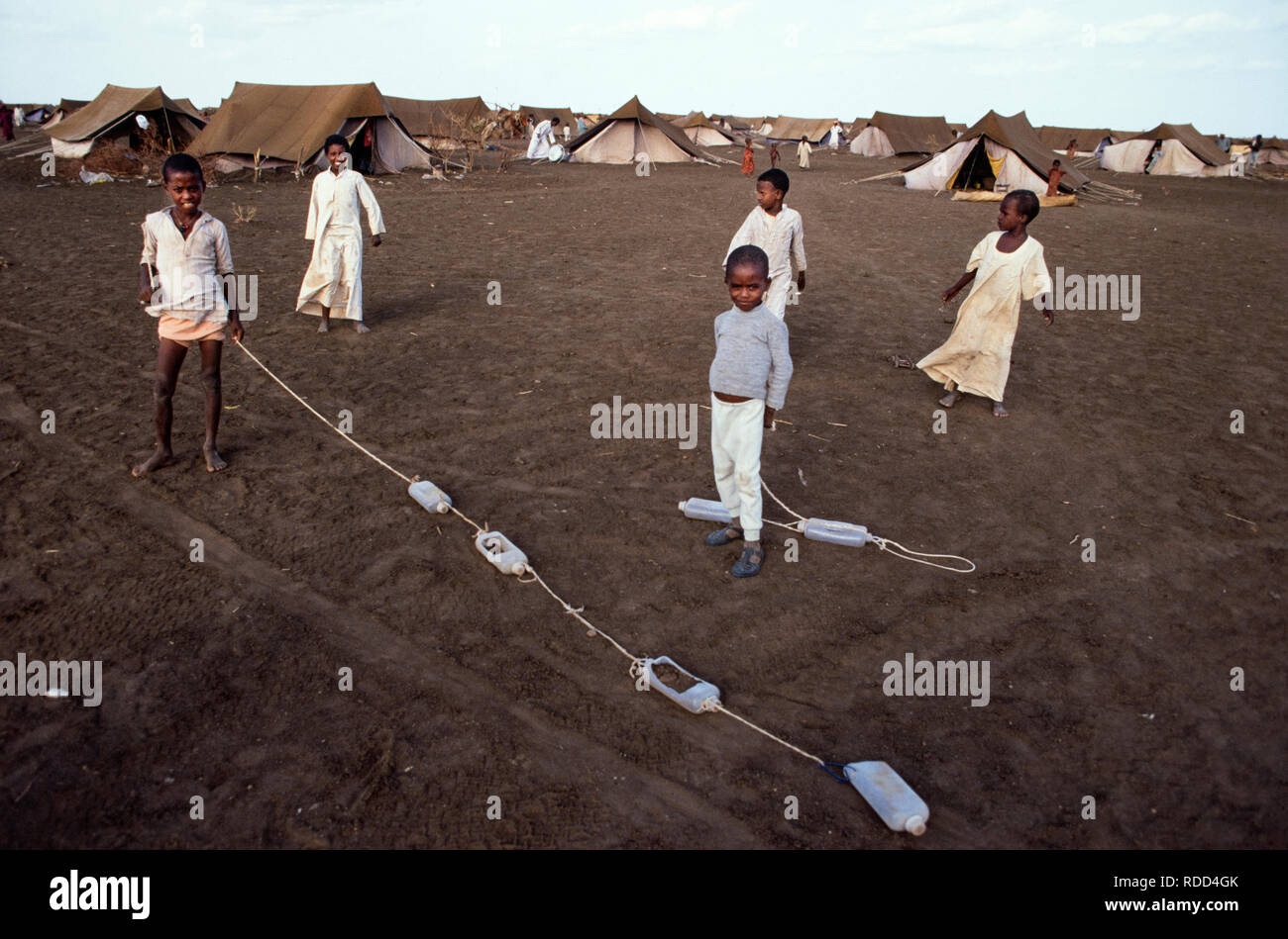 Girba refugee camp hires stock photography and images Alamy