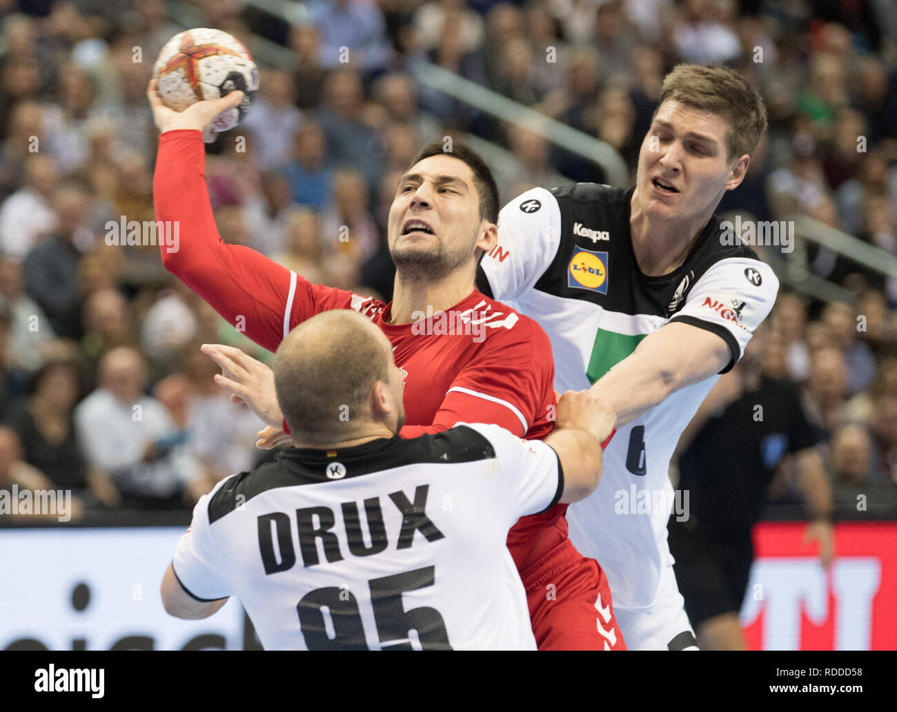 Berlin Germany 17th Jan 2019 Handball Wm Germany Serbia Preliminary Round Group A 5th Matchday Serbia S Lazar Kukic M Is Prevented From Progress By Germany S Paul Drux L And Finn Lemke