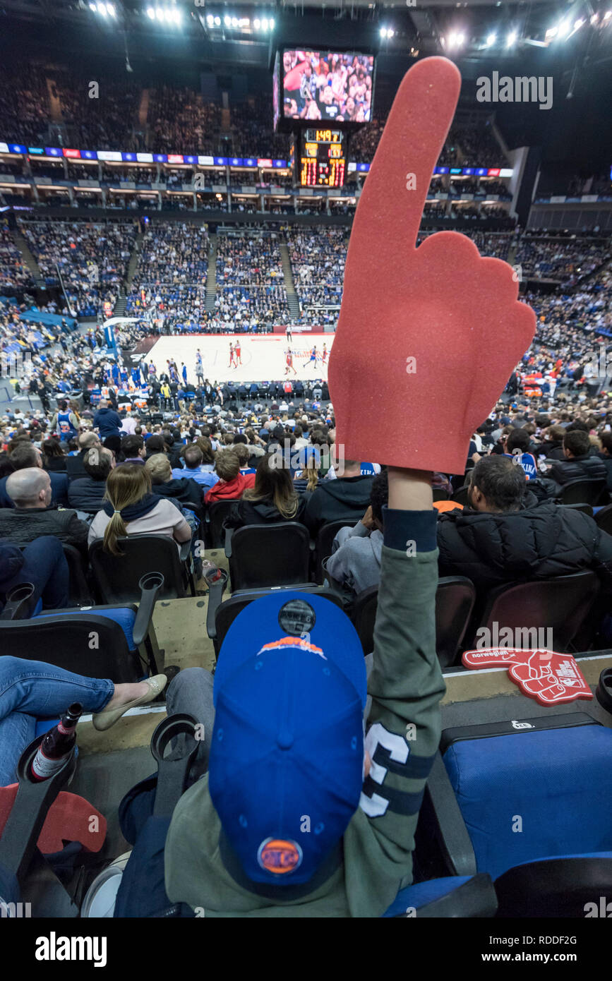 Londo , UK.  17 January 2019. A young Knicks fan celebrates during an NBA basketball game, NBA London 2019, between Washington Wizards and New York Knicks at the O2 Arena.  Final score: Wizards 101 Knicks 100.  Credit: Stephen Chung / Alamy Live News Stock Photo