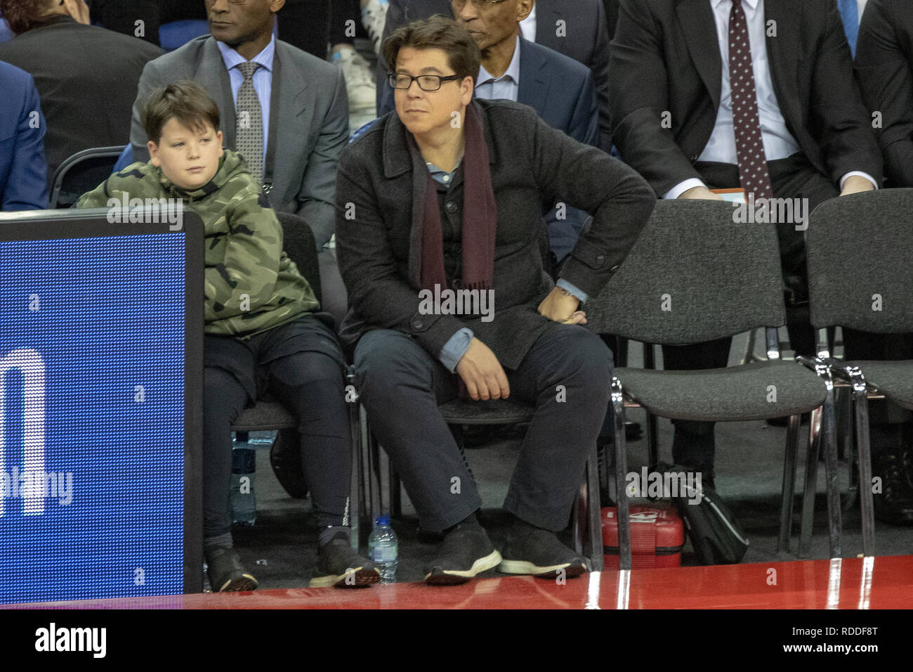 London, UK. 17th Jan 2019. Michael McIntyre court side at the game at the Washington Wizards vs New York Knicks at the O2 Arena, Uk,Final score: Wizards 101 Knicks 100. Credit: Jason Richardson/Alamy Live News Stock Photo