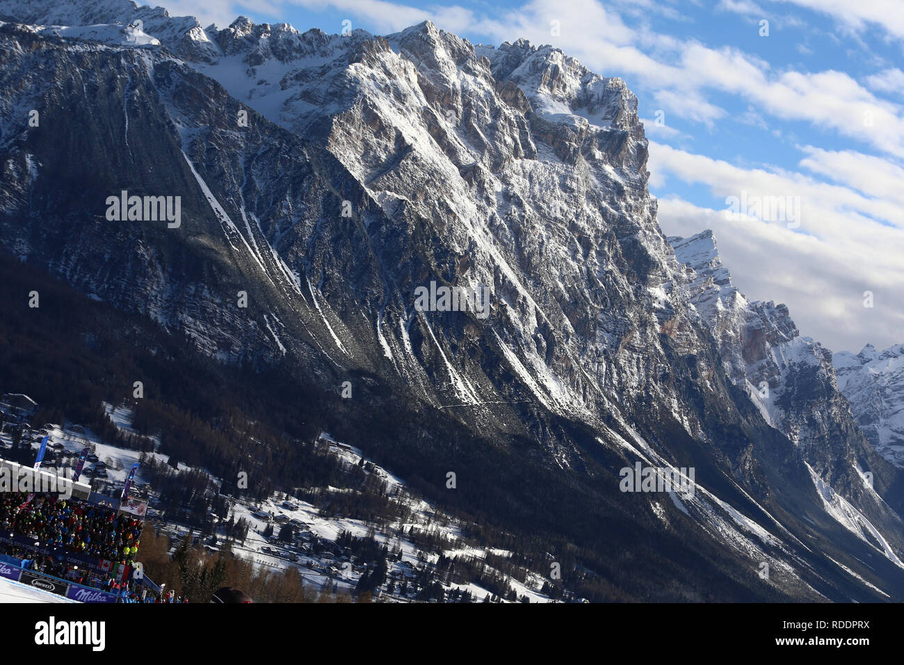 Cortina dampezzo downhill hi-res stock photography and images - Alamy