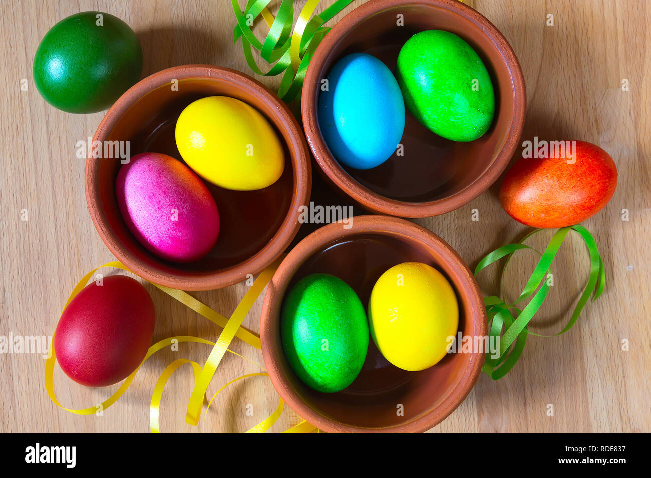 Painted wooden bowls hi-res stock photography and images - Alamy