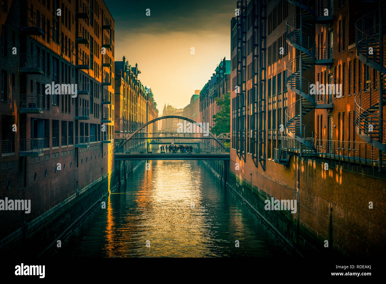 Deutschland, Hamburg, Elbe, Hafen, Speicherstadt, Hafencity, Sandbrücke Stock Photo