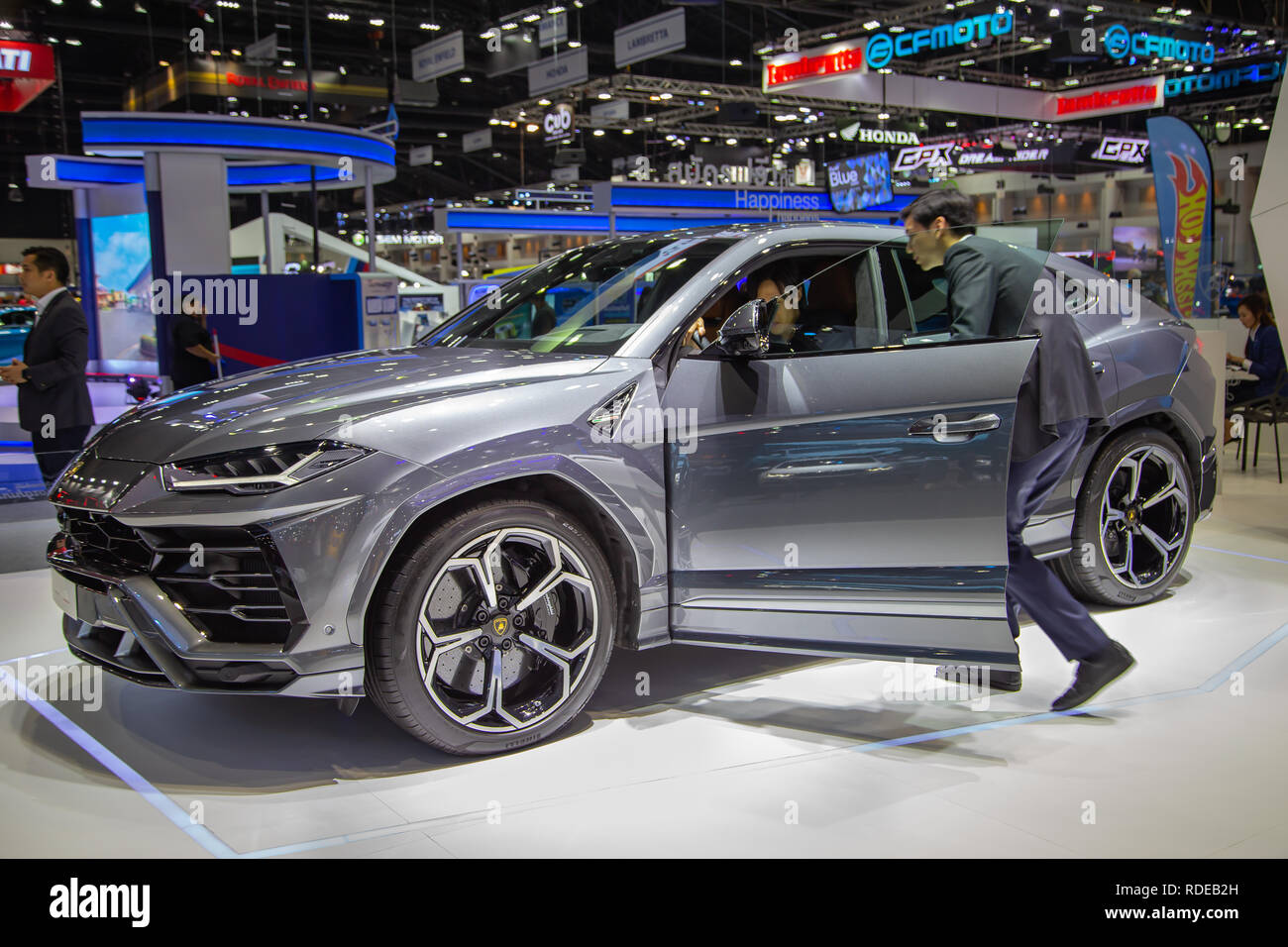 suv hires stock photography and images Alamy