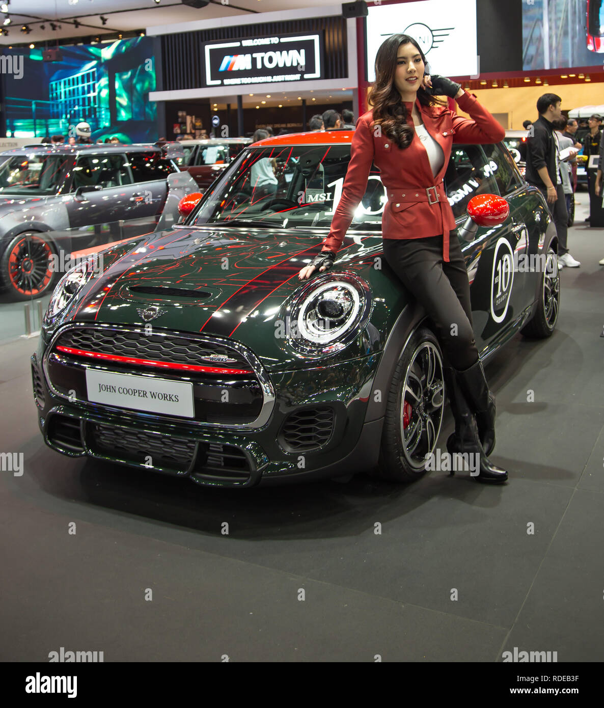 mini car for girls