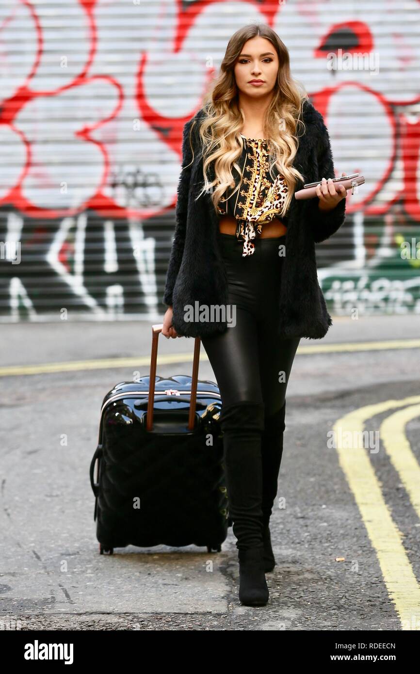 Samira Mighty and Zara McDermott seen going to Chotto Matte restaurant for  lunch together Featuring: Zara McDermott Where: London, United Kingdom  When: 17 Dec 2018 Credit: Michael Wright/WENN.com Stock Photo - Alamy