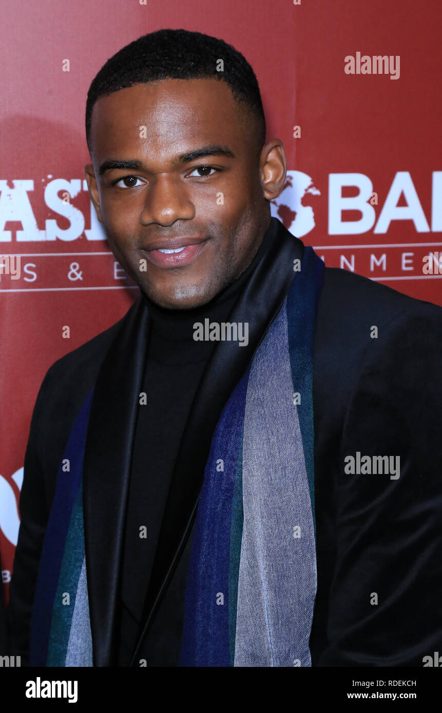 Celebrities arrive for the Smash Global 8 Black Tie Fight Night ...
