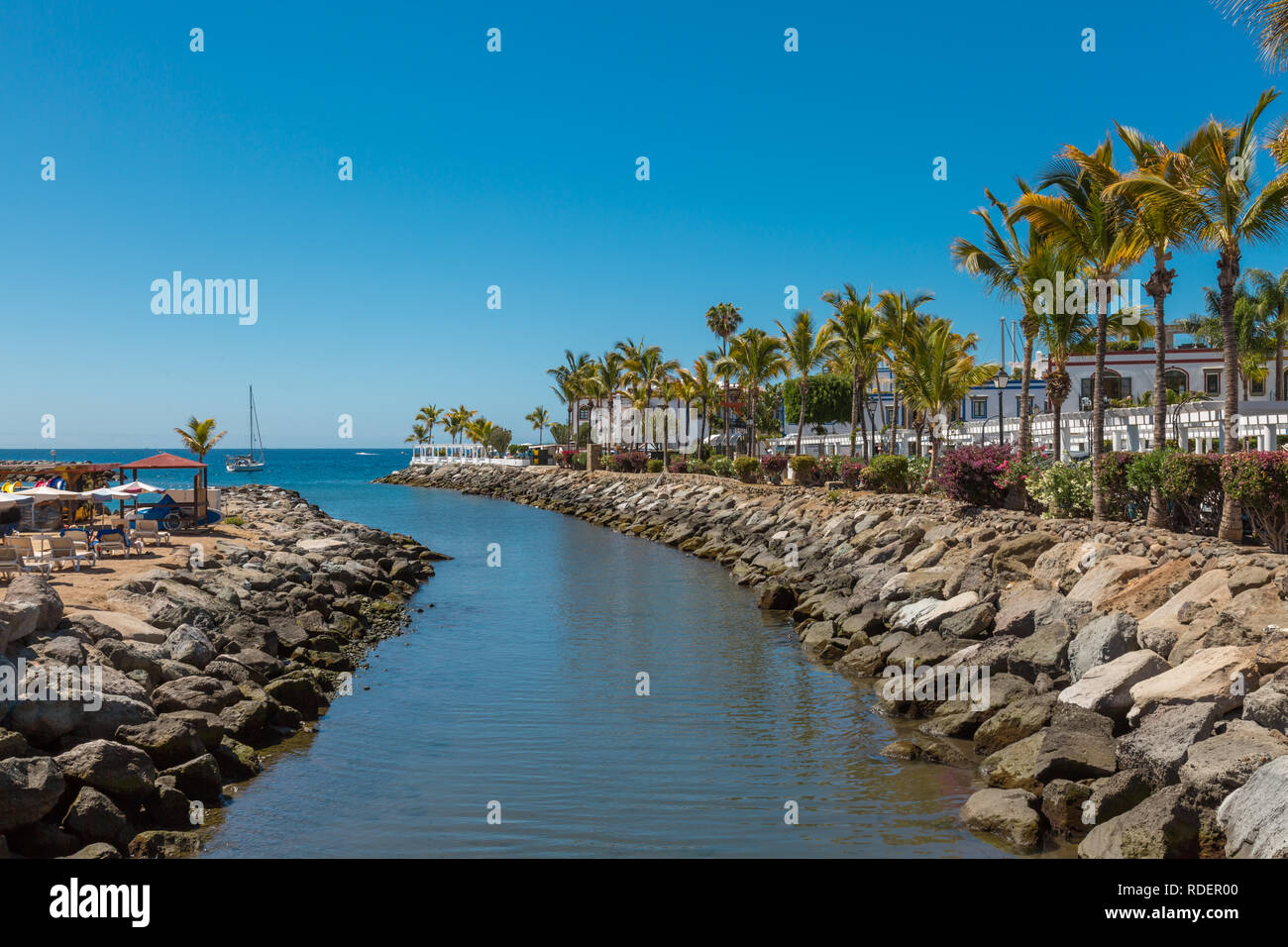Resort of puerto mogan hi-res stock photography and images - Alamy