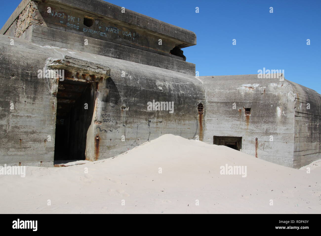 Alte Bunker Am Strand Von L kken In D nemark Stock Photo Alamy alte-bunker-am-strand-von-l-kken-in-d-nemark-stock-photo-alamy