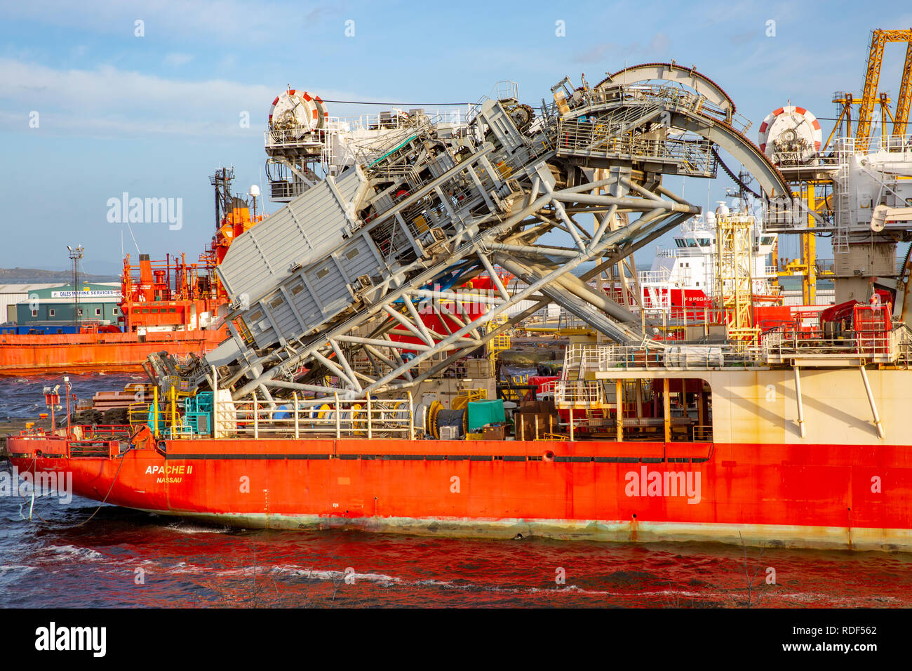 Pipelay vessel hi-res stock photography and images - Alamy