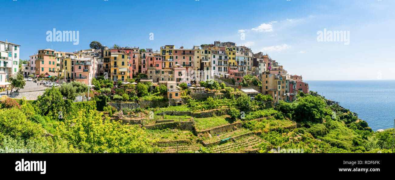Malerisches Dorf von Corniglia, Cinque Terre, Italien Stock Photo