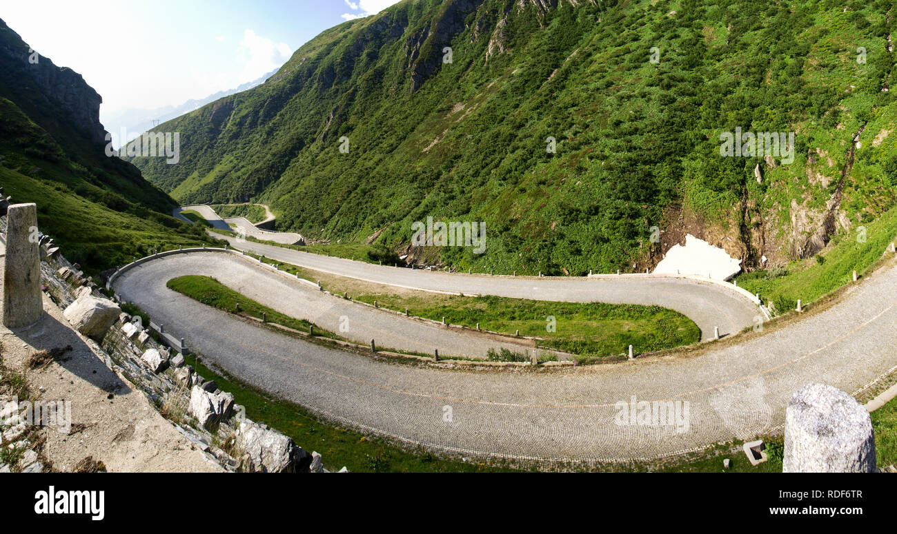Passo tremola hi-res stock photography and images - Alamy