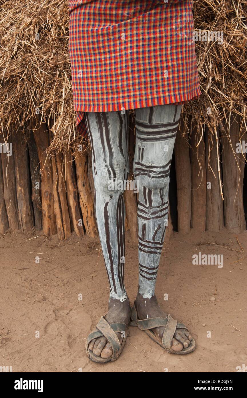 Painted legs of a Karo Man, Omo river valley, Southern Ethiopia, Africa ...