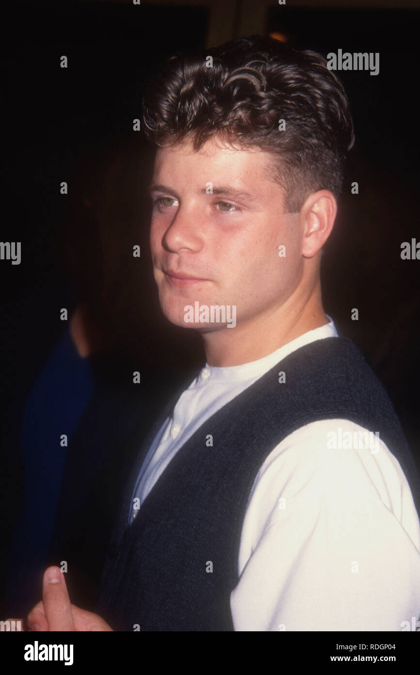 Sean astin hi-res stock photography and images - Alamy