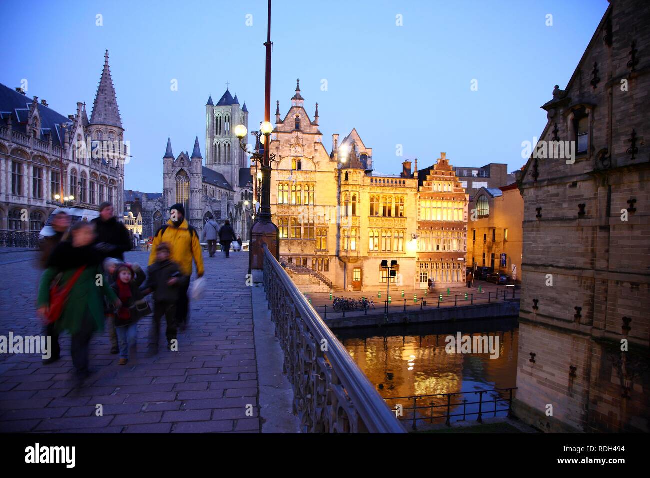 St. Michielsbrug bridge across the Leie River, view of the historic district, the former post office on the right Stock Photo