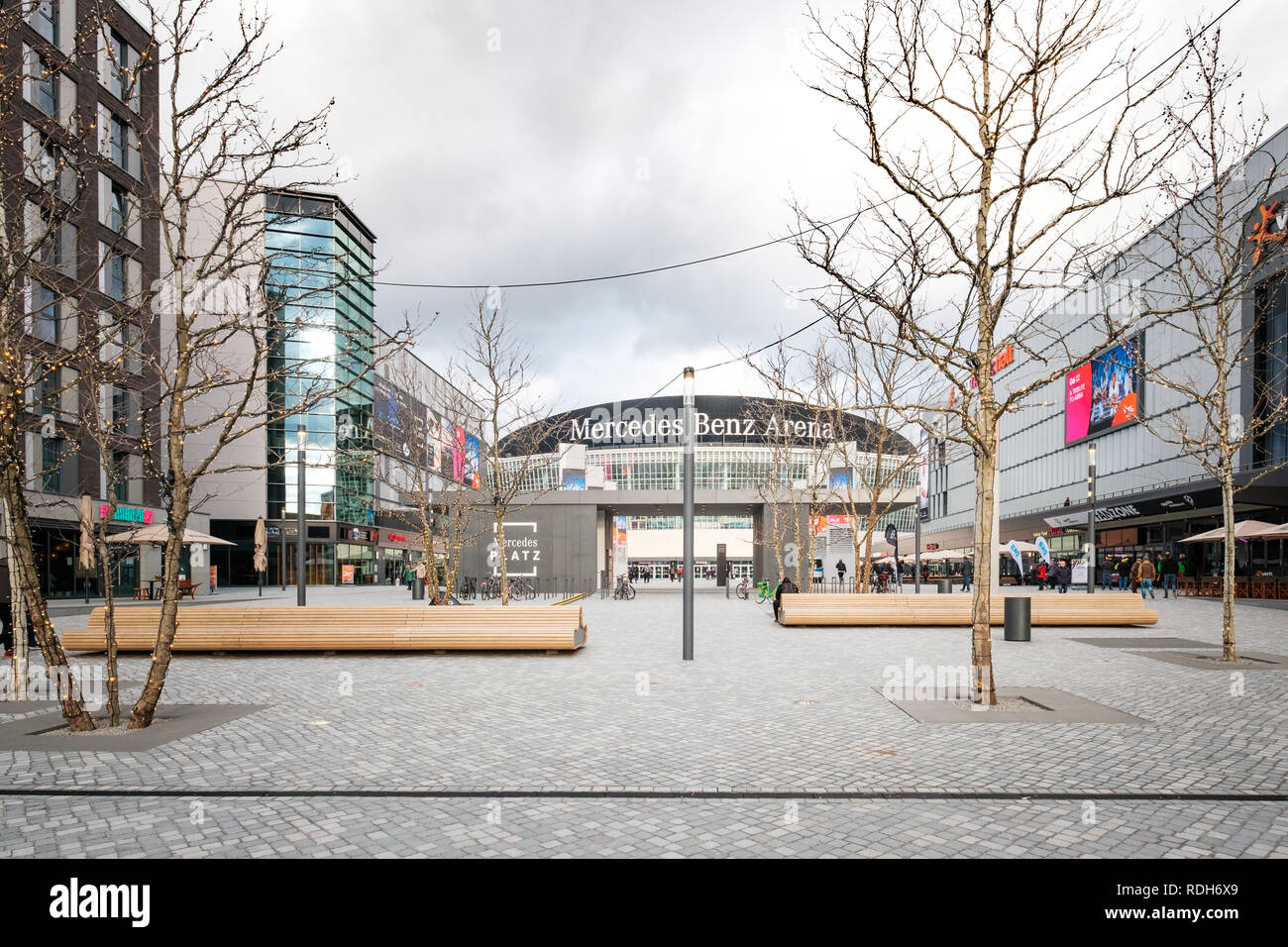 Mercedes Platz High Resolution Stock Photography And Images Alamy