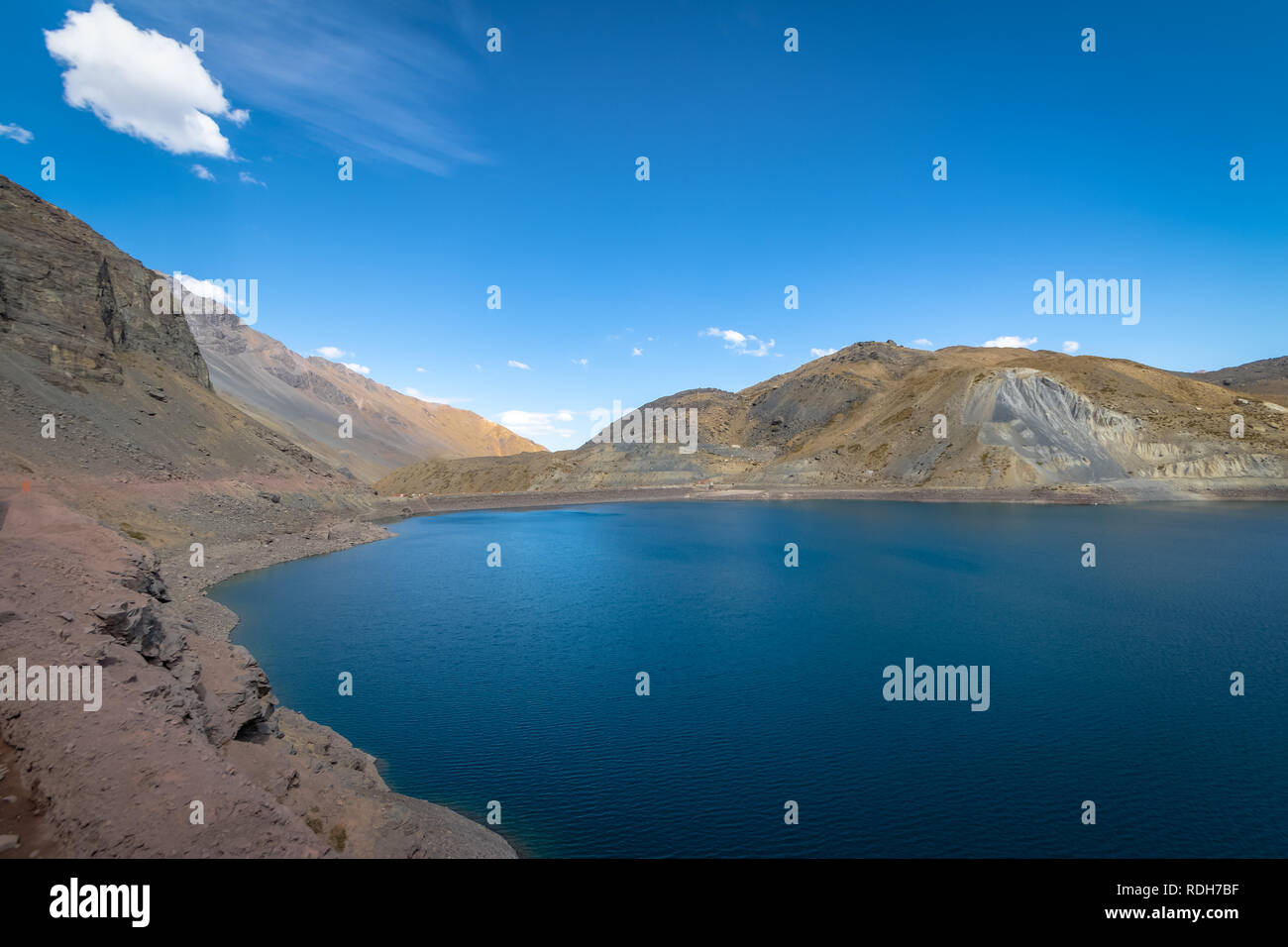 Embalse el Yeso Dam at Cajon del Maipo Chile Stock Photo Alamy