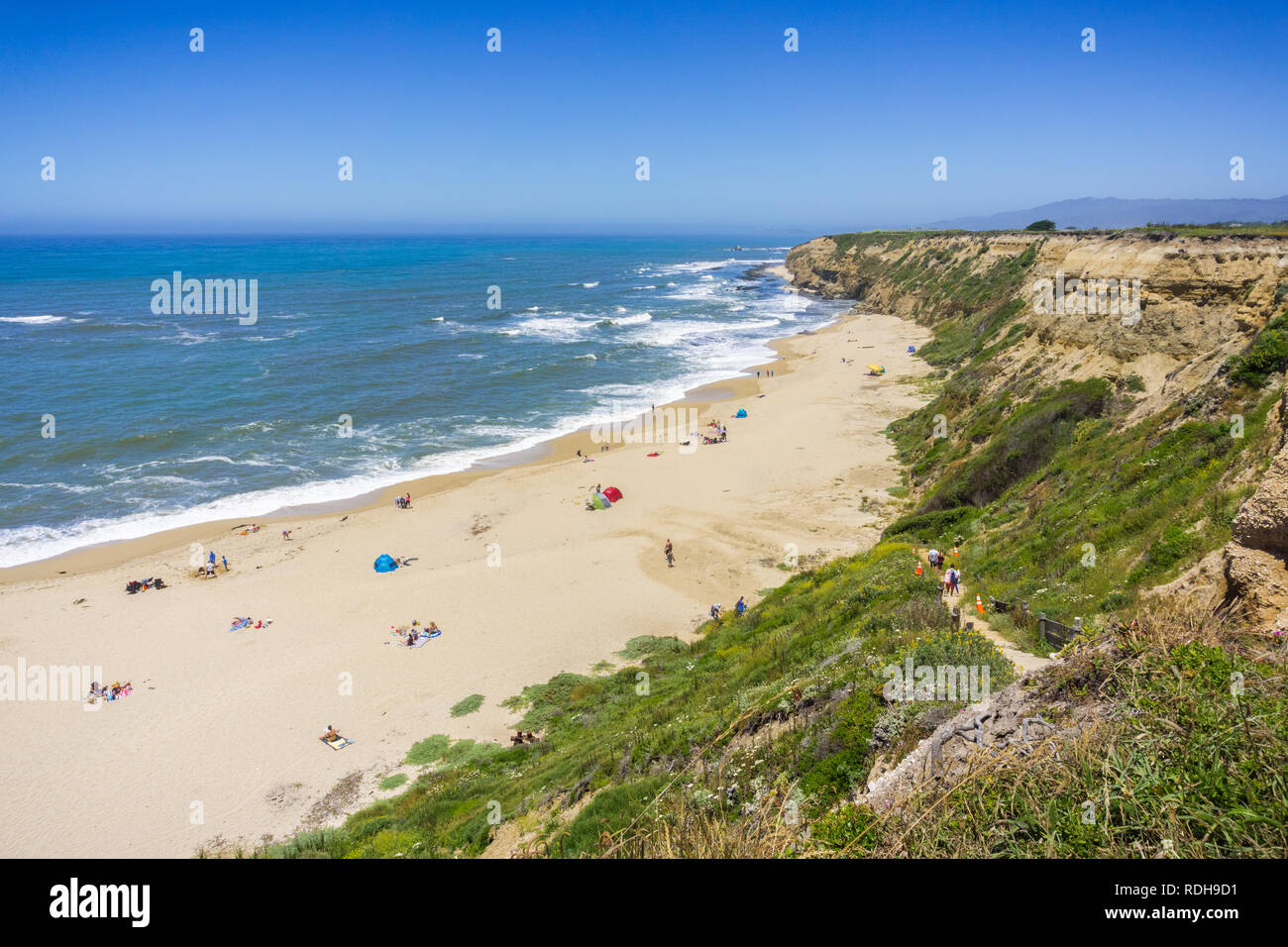 Popular beach on the Pacific Ocean coast near Half Moon Bay, San Francisco bay area, California Stock Photo