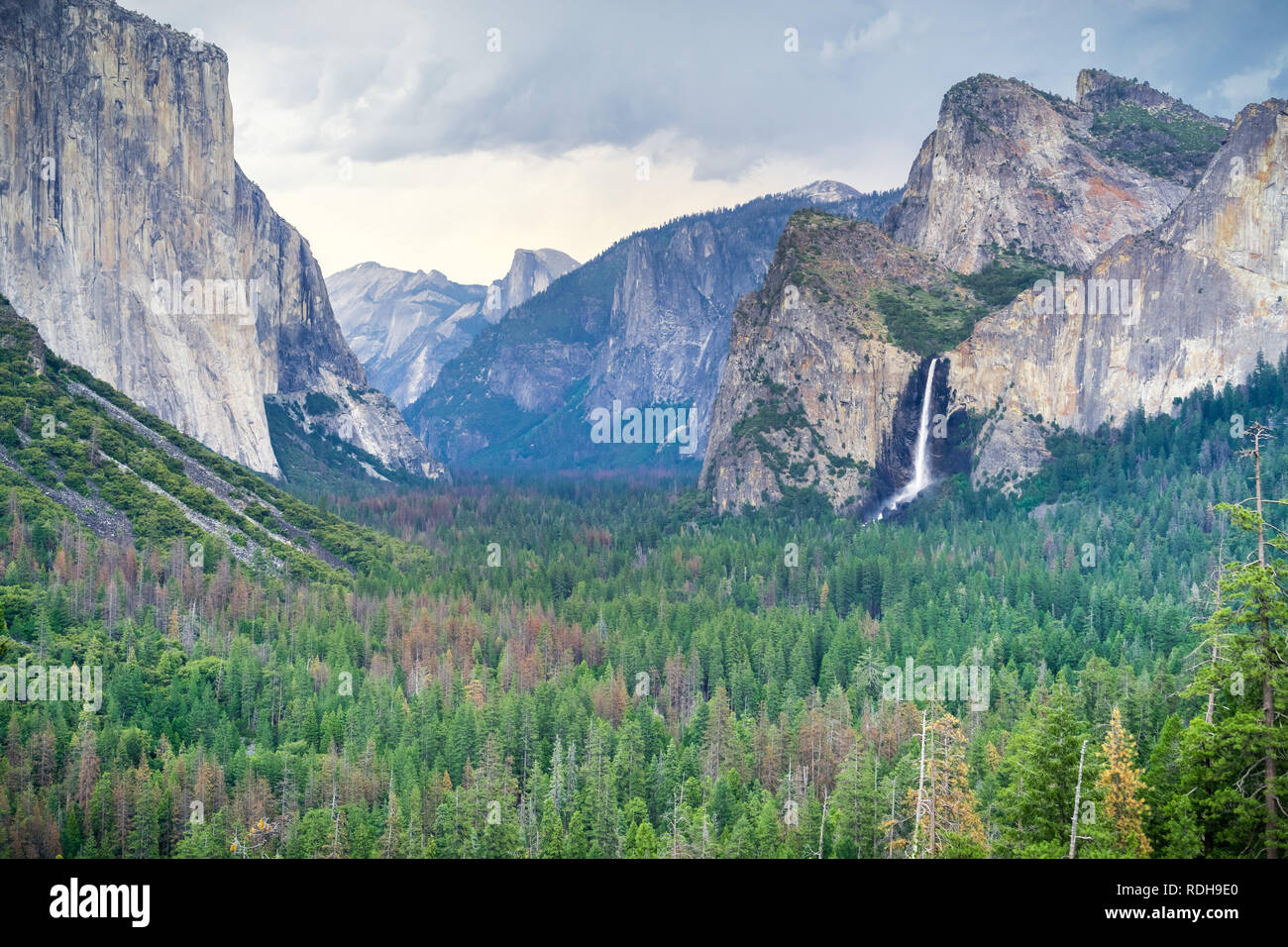 Yosemite valley as seen from Tunnel View vista point on a stormy summer day, Yosemite National Park, California Stock Photo
